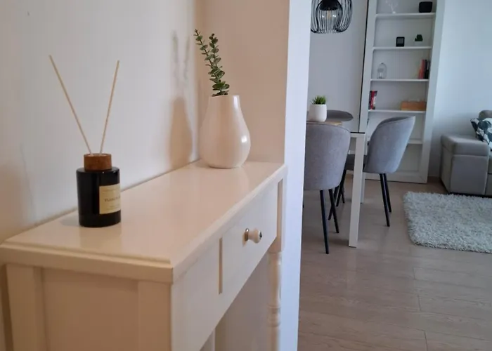 Max Sa Privatnim Parkingom Banja Luka